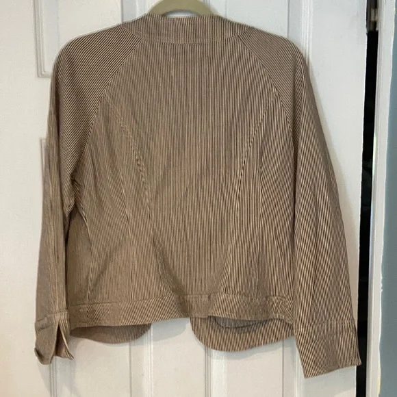 AMX Striped Brown Women's Jacket Medium Petite - Picture 8 of 8